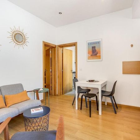 Guestready - Cream And Wood Stay In Alcantara Lisboa Eksteriør billede